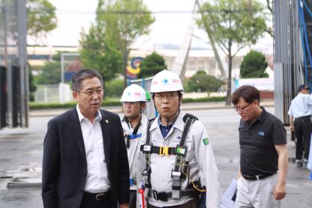 장안구청장 대형 공사 및 성대역사 개발사업지 방문